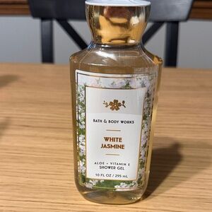 Bath & Body Works Shower Gel. White Jasmine.